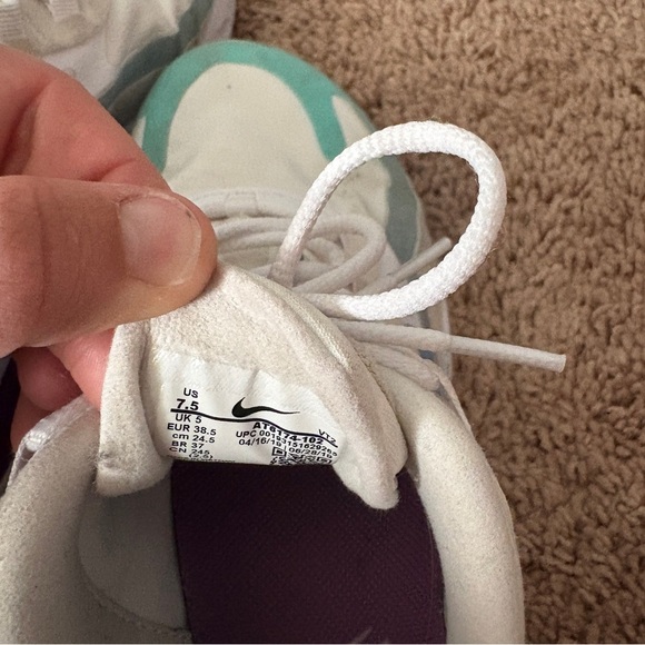 Nike Women's Air Max 270 React Gradient Shift Aurora Purple Size 7.5 - Picture 12 of 13